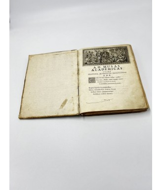 Livre ancien de 1719,...